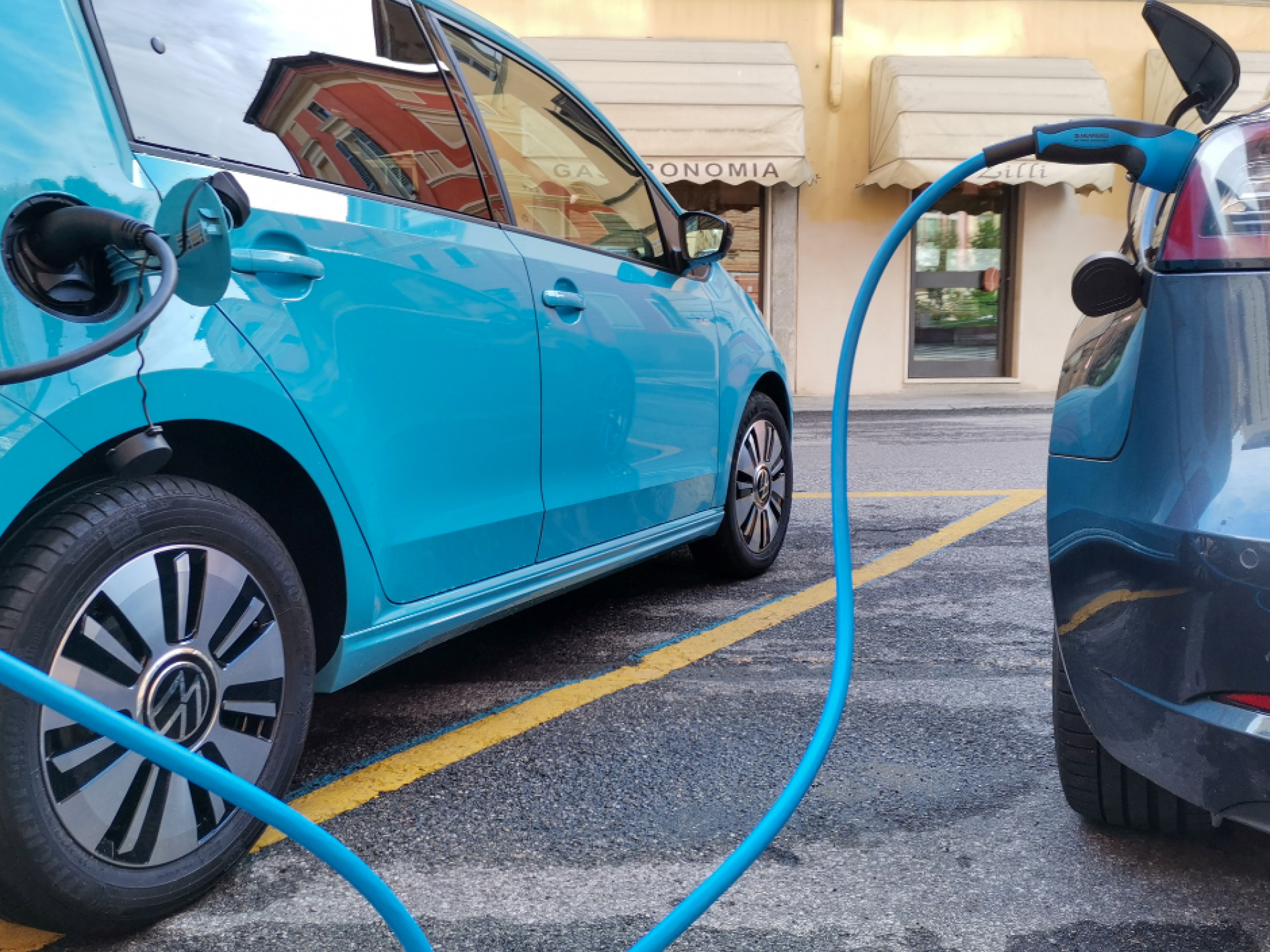 World EV Day: Are you ready to switch to Electric?